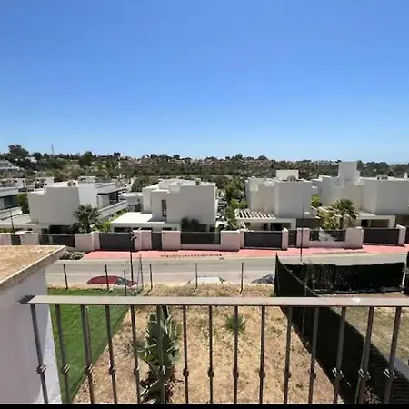 Casa Campanario Golf אסטפונה